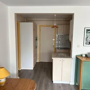 Appartement Bel De Bord De Mer Avec Veranda, Roscoff